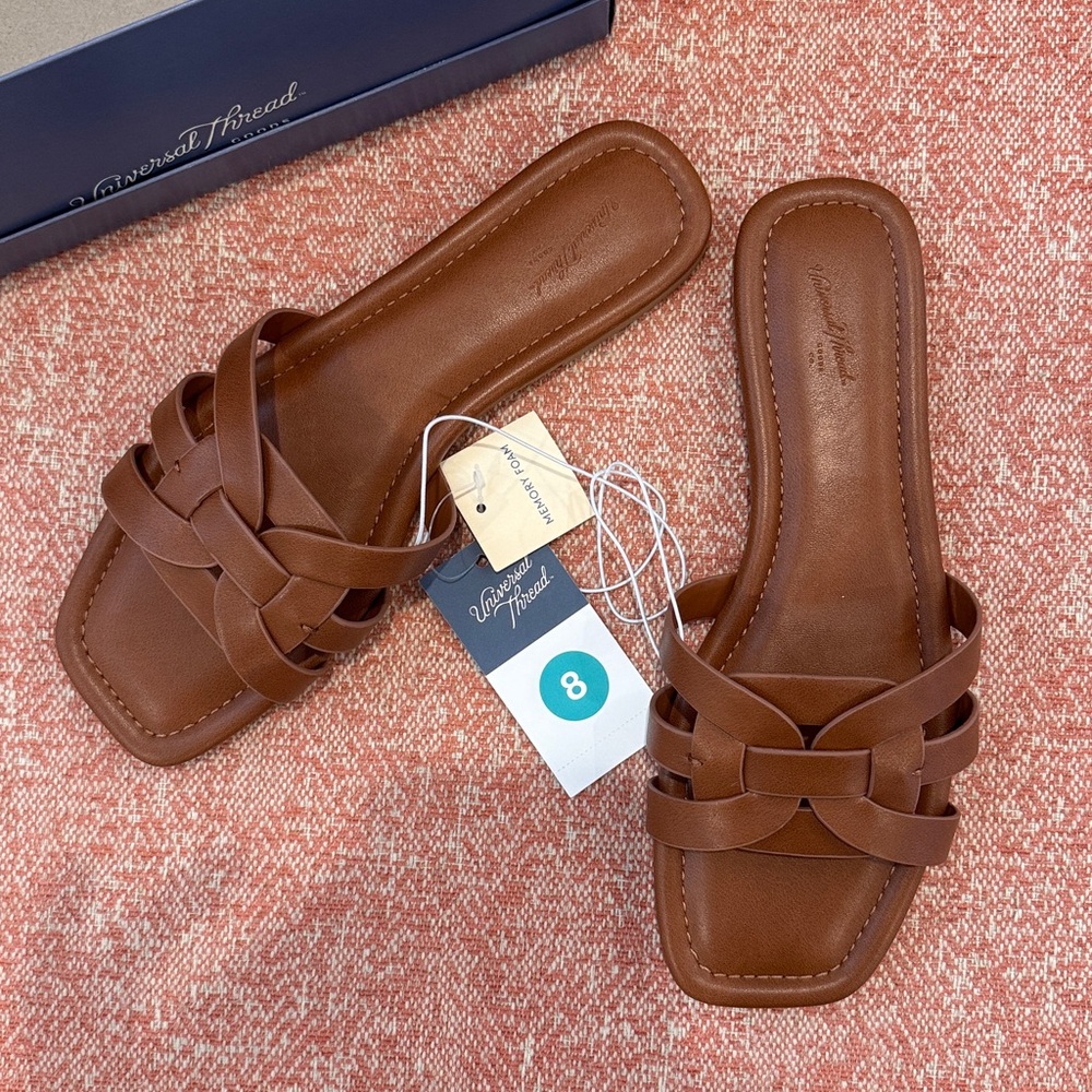 Universal Thread Edna Sandals - Picture 2 of 2